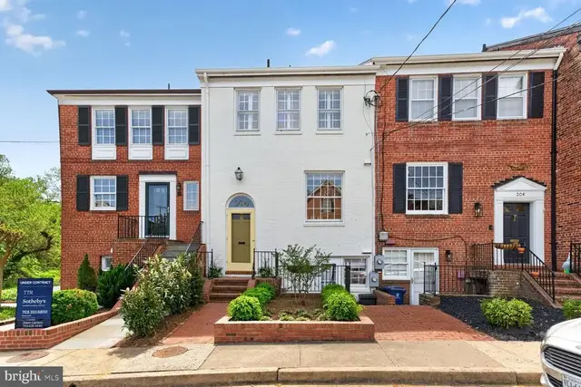 204 Green St, Alexandria