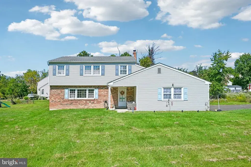 3006 Appledale Rd, NORRISTOWN