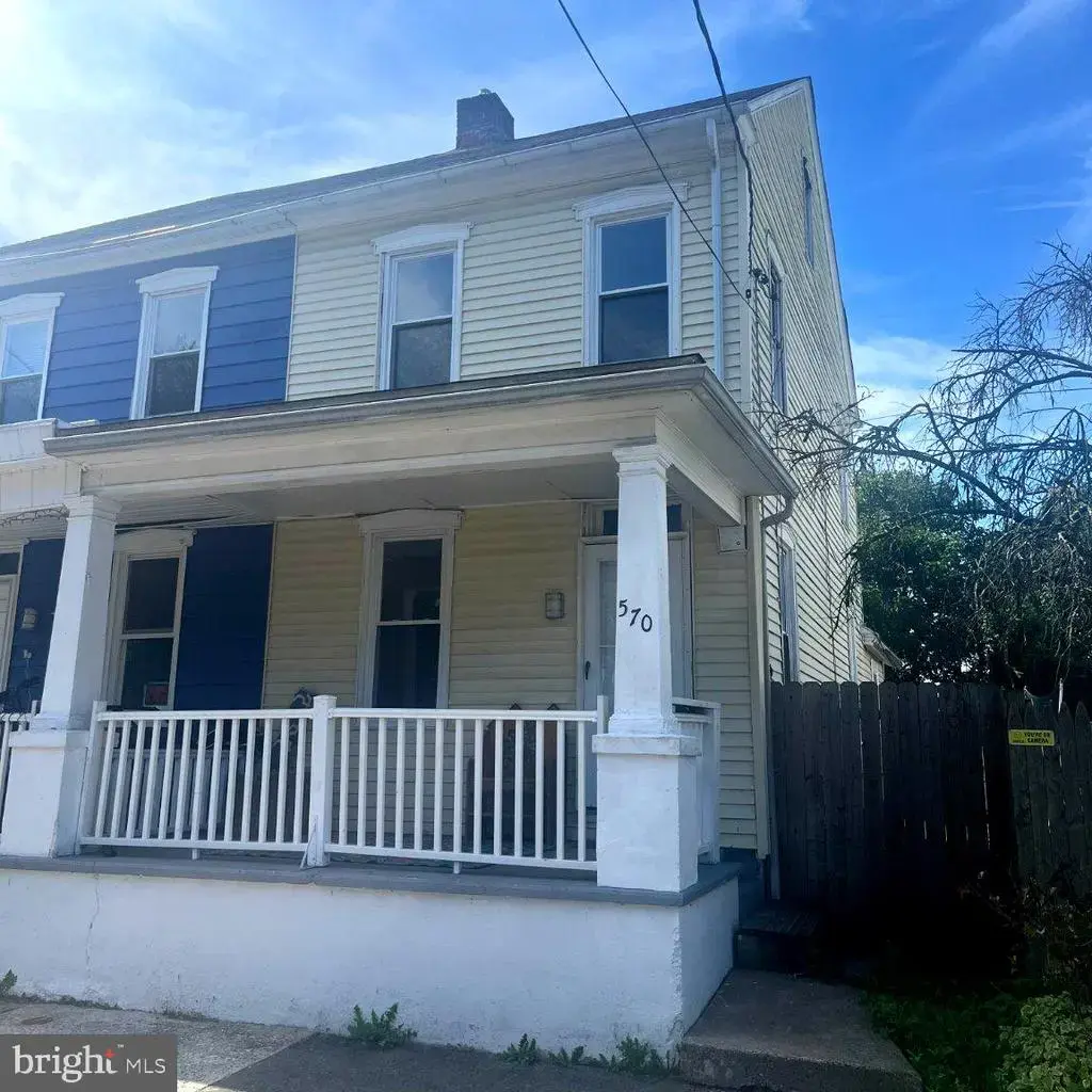 570 Jefferson Ave, POTTSTOWN