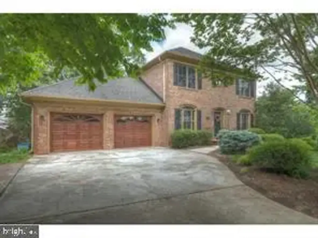 444 Winchester St, WARRENTON