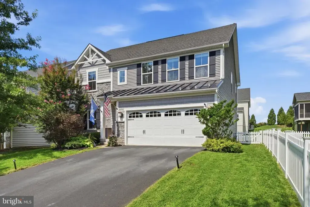 1221 Long Farm Ln, BRUNSWICK