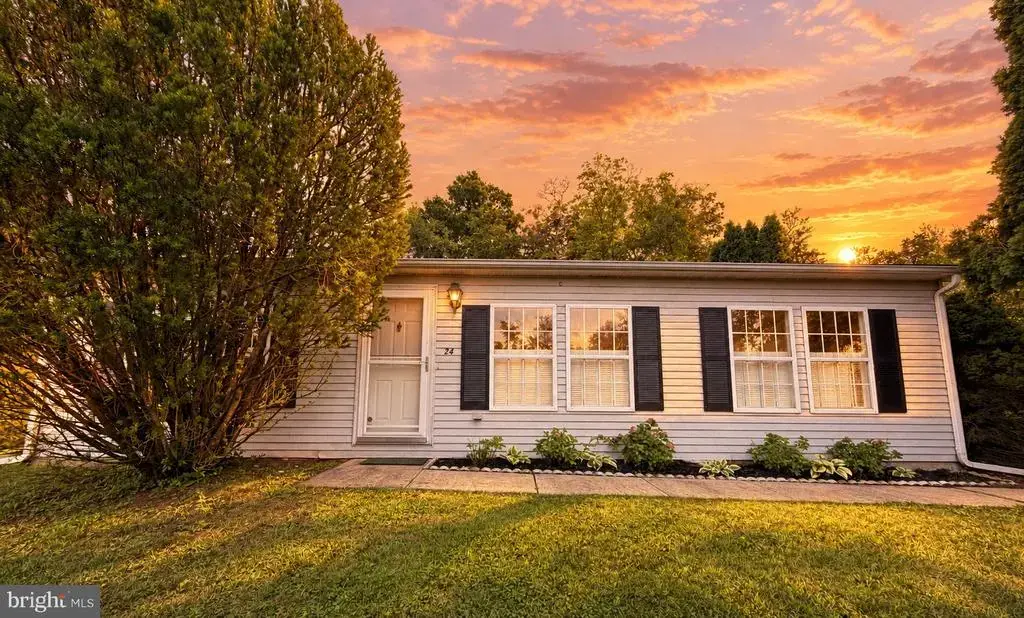 24 Shagbark Ct E, HARLEYSVILLE