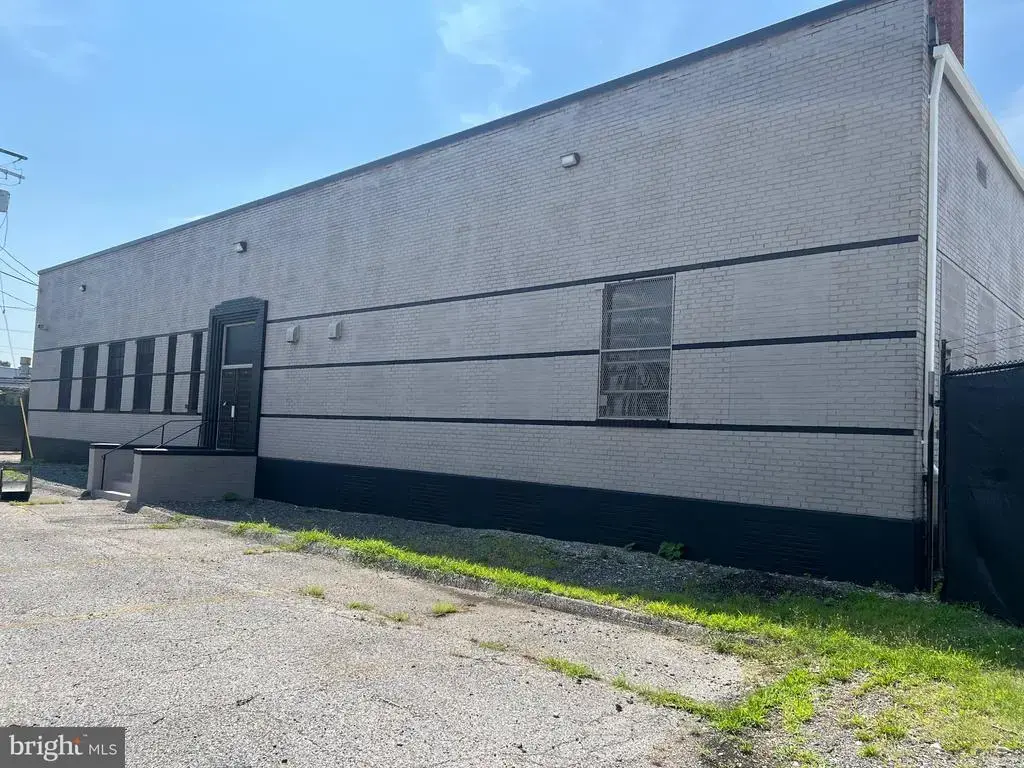 2810 W Saratoga St, BALTIMORE
