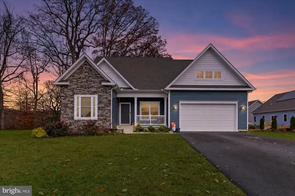 40 Doc Ct, FELTON