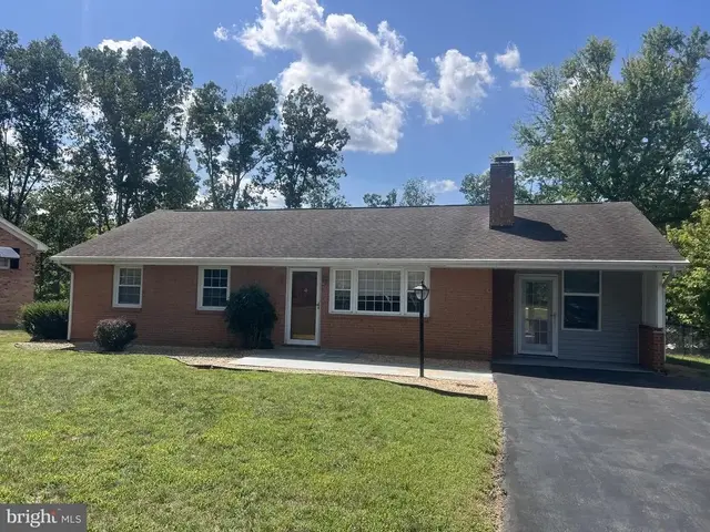 603 Dooms Crossing Rd, Waynesboro