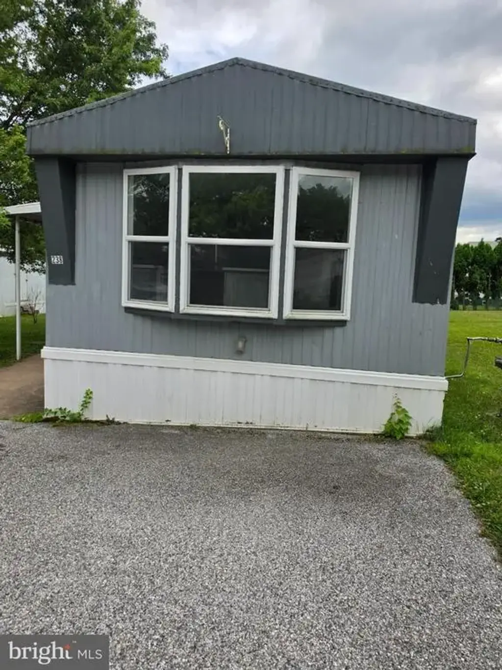 238 Waldorf Dr, YORK