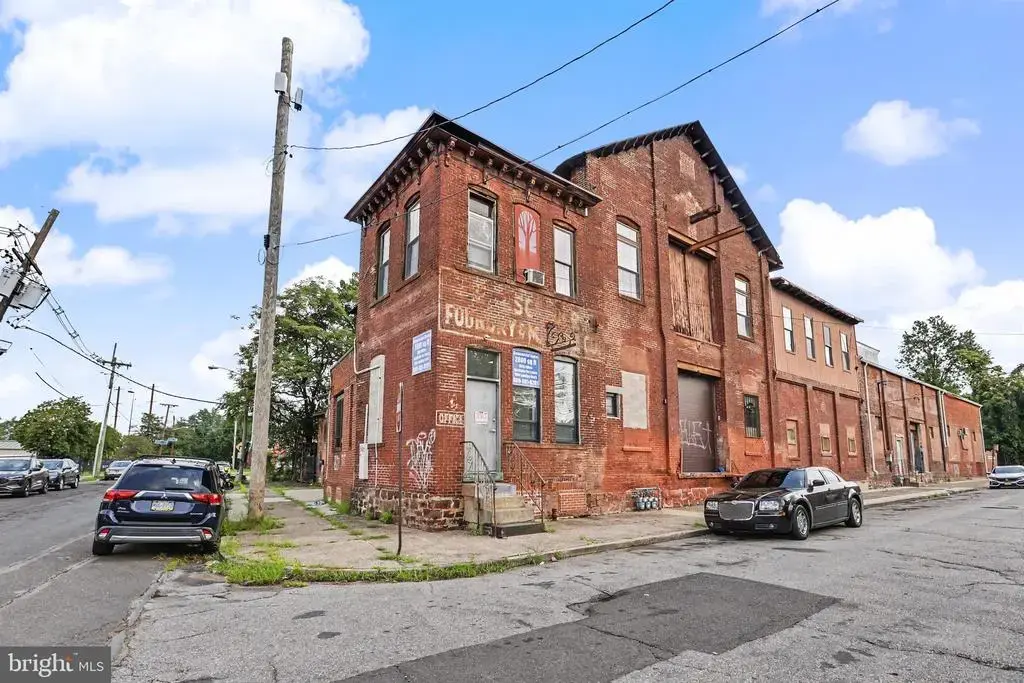 2 Pearl St #b, TRENTON