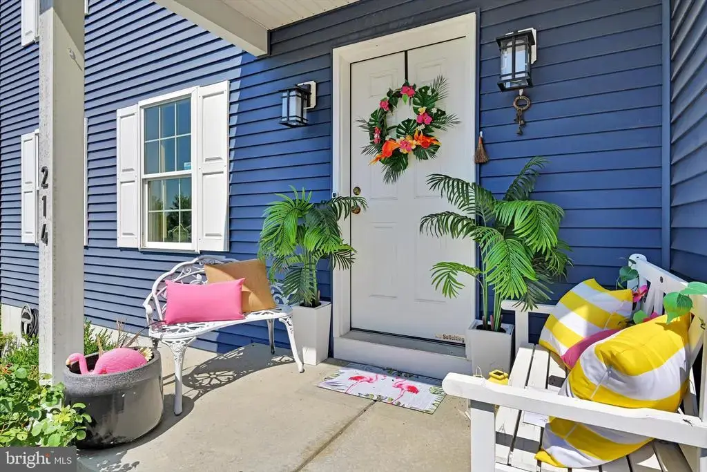 214 Loghes Dr, MANHEIM