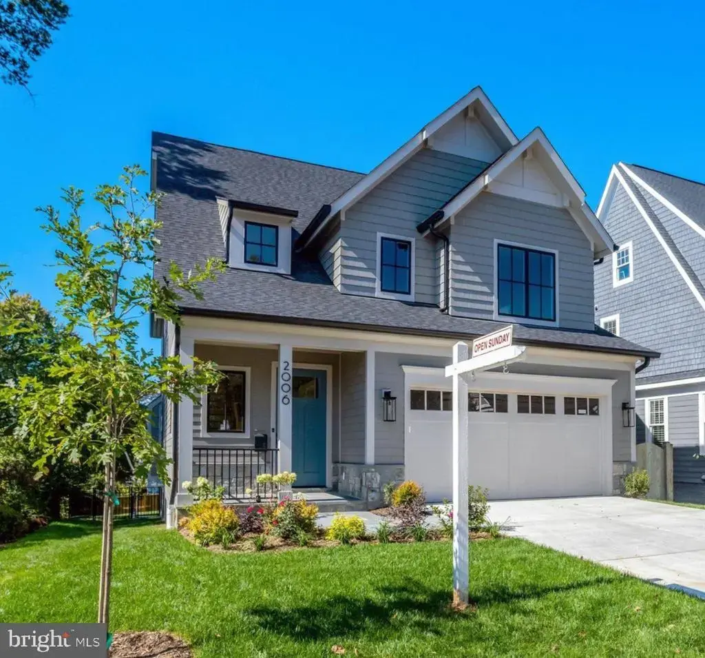 2006 N Stafford St, ARLINGTON