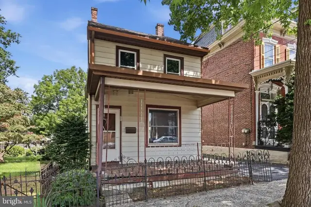 121 Walnut St, Pottstown