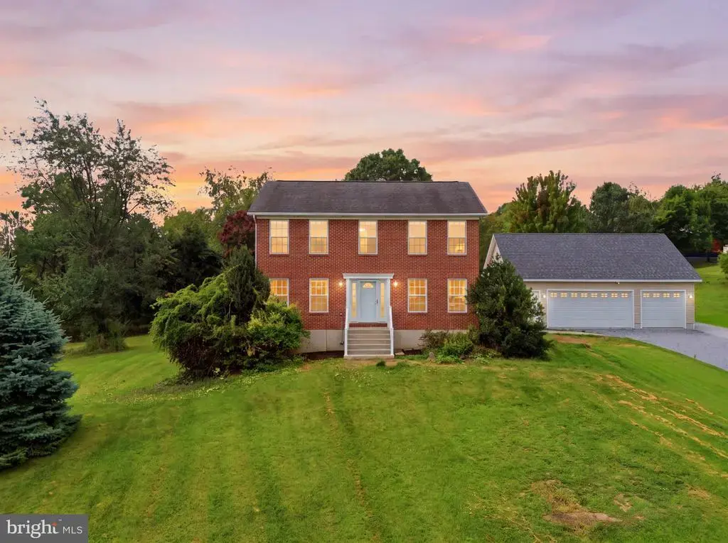 303 Hershel Ln, HEDGESVILLE