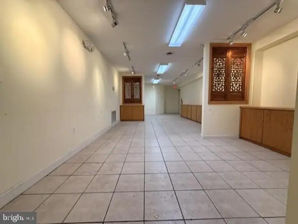 324 Main St, GAITHERSBURG