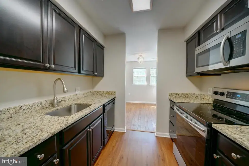 8393 Montgomery Run Rd #i, ELLICOTT CITY
