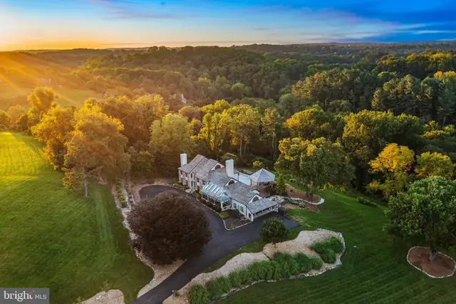 355 Marshall Vale Ln, Kennett Square