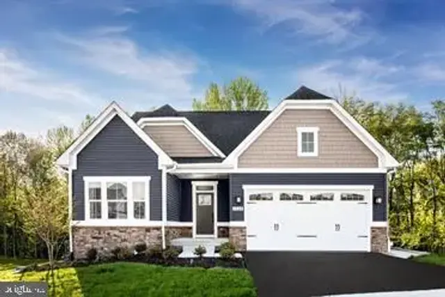 393 Kelso Dr, Camp Hill