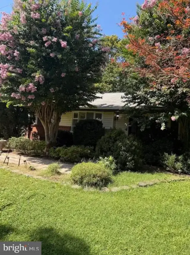 20579 Airmont Rd, Bluemont