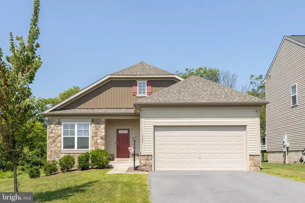111 Thorny Crown Ln, STEPHENSON