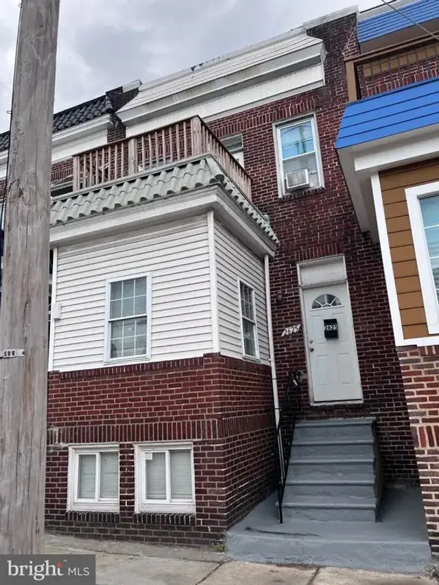 2625 E Biddle St, Baltimore