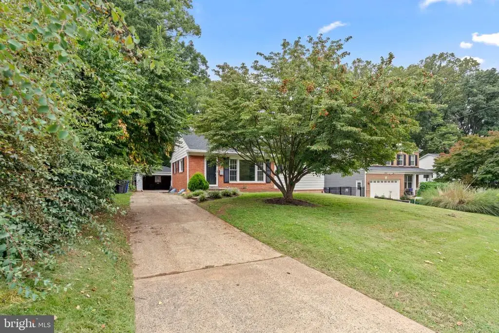 10914 Byrd Dr, FAIRFAX