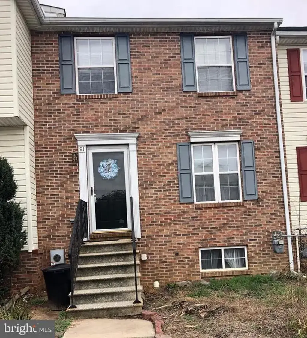 91 Preston Ln, CLAYTON