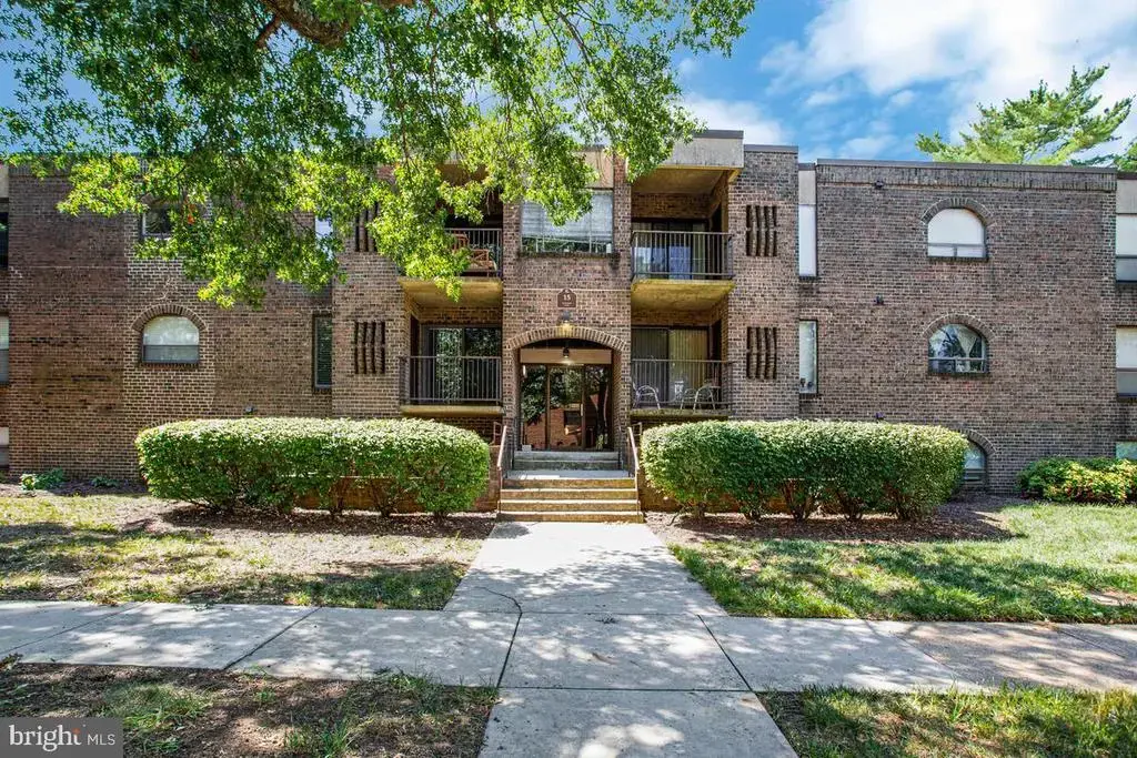15 Silverwood Cir #6, ANNAPOLIS
