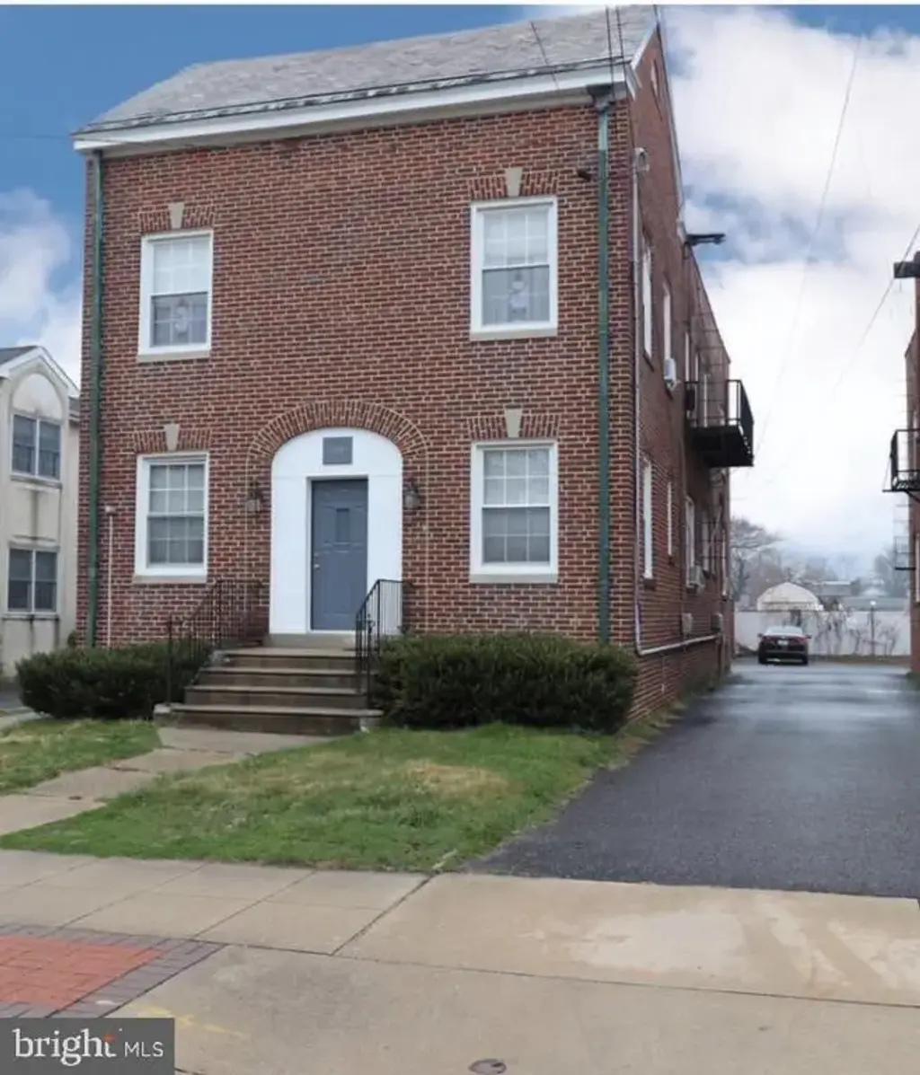 109 E Main St #1, MAPLE SHADE