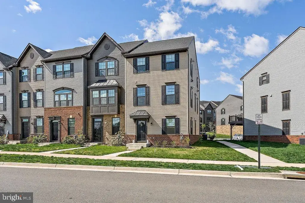1008 Alum Rd, FREDERICKSBURG