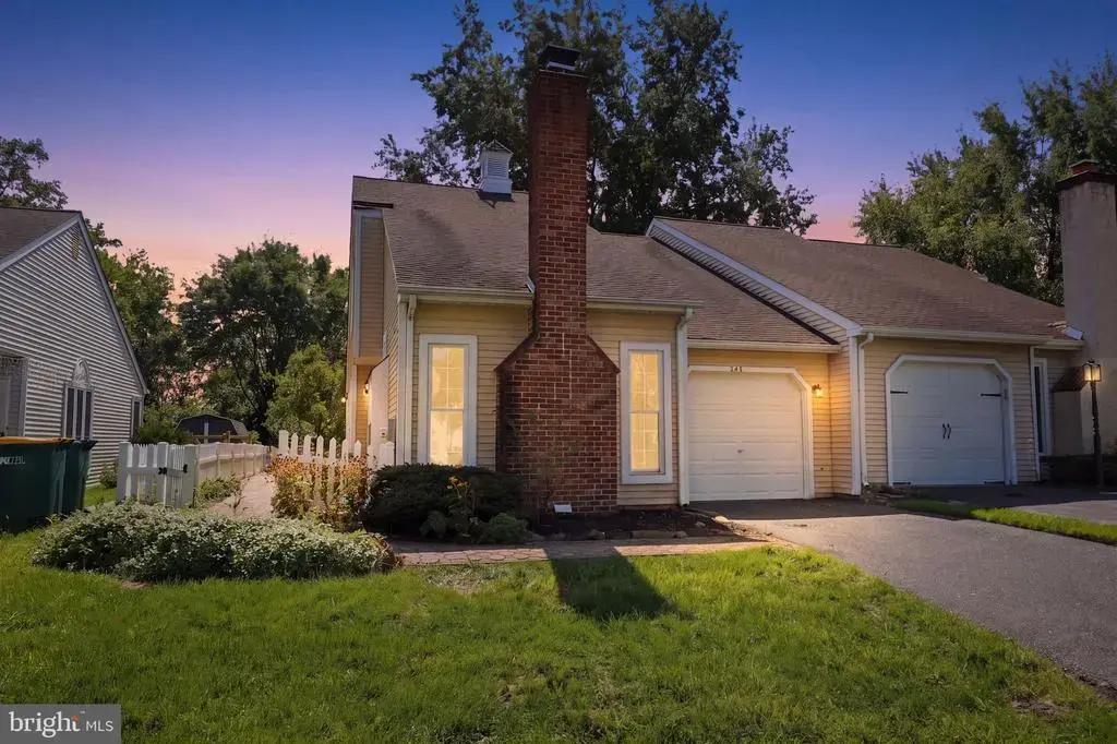 285 Woods Edge Pl, LANGHORNE