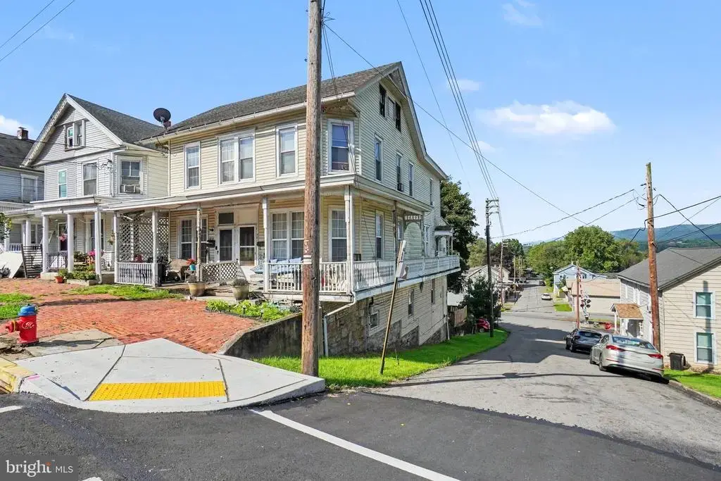461 Market St, MILLERSBURG