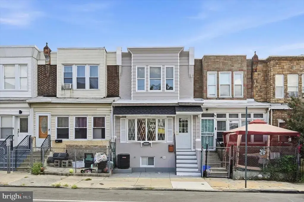 1942 S 56th St, PHILADELPHIA
