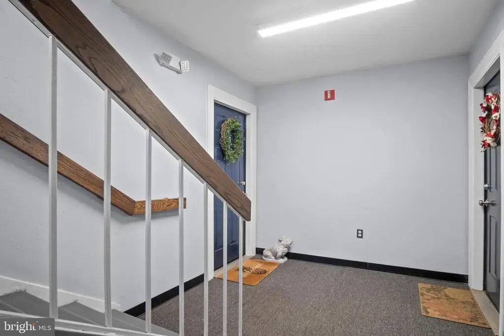 20582 Snowshoe Sq #101, ASHBURN