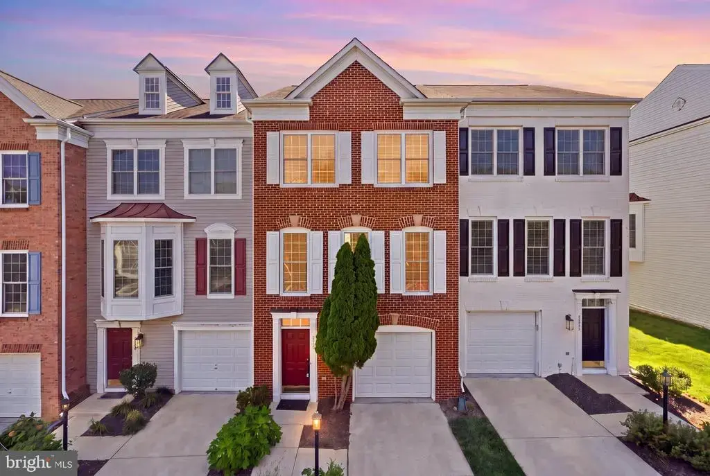 2524 Terra Cotta Cir, HERNDON