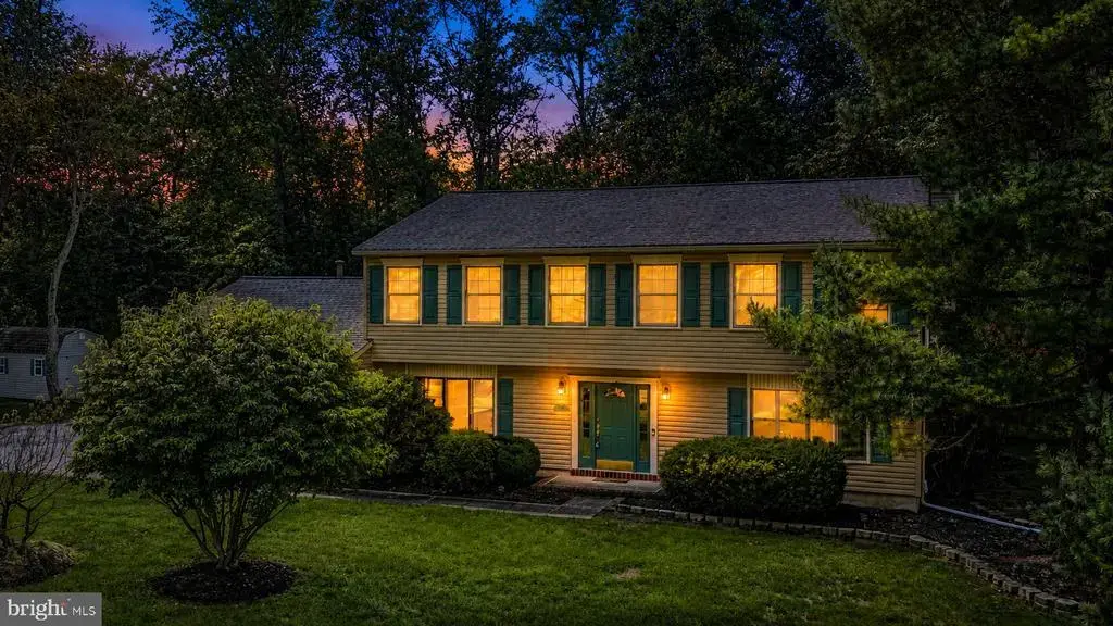 15 Wayne Way, EAST WINDSOR