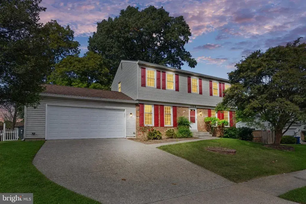 103 N Cameron St, STERLING