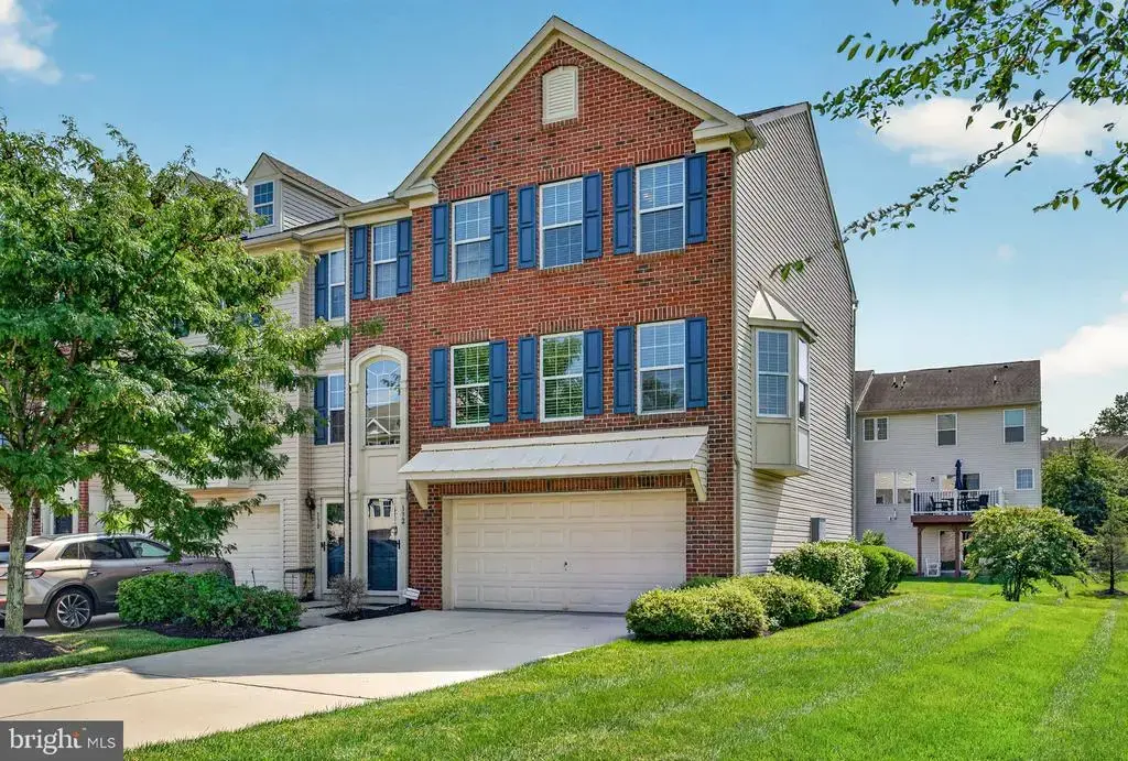 132 Helen Dr, CINNAMINSON