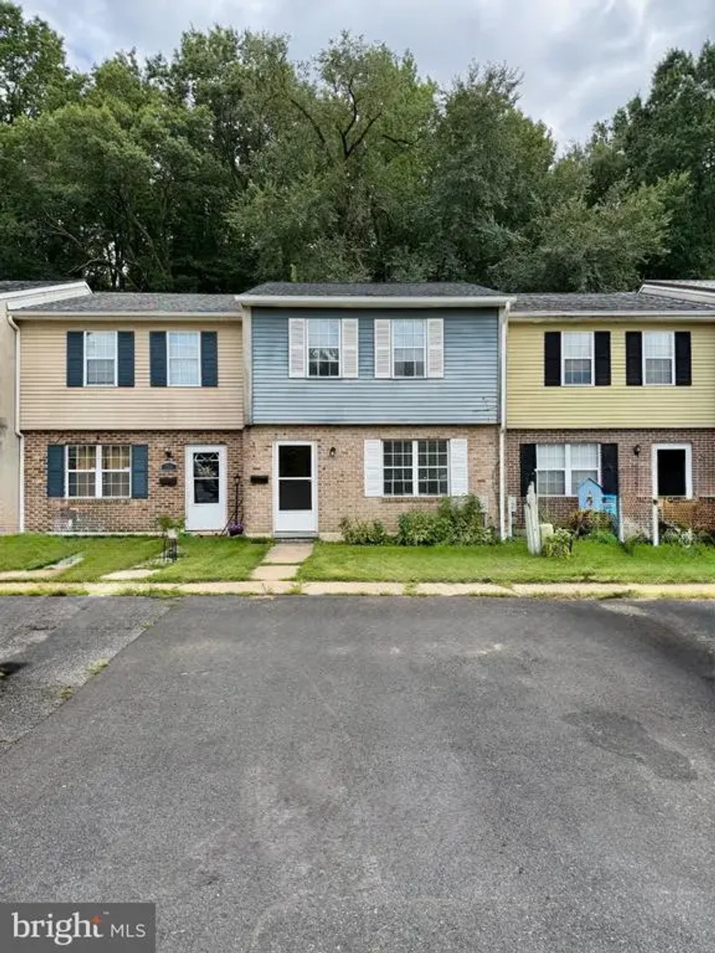 254 Whitherspoon Ln, NEWARK