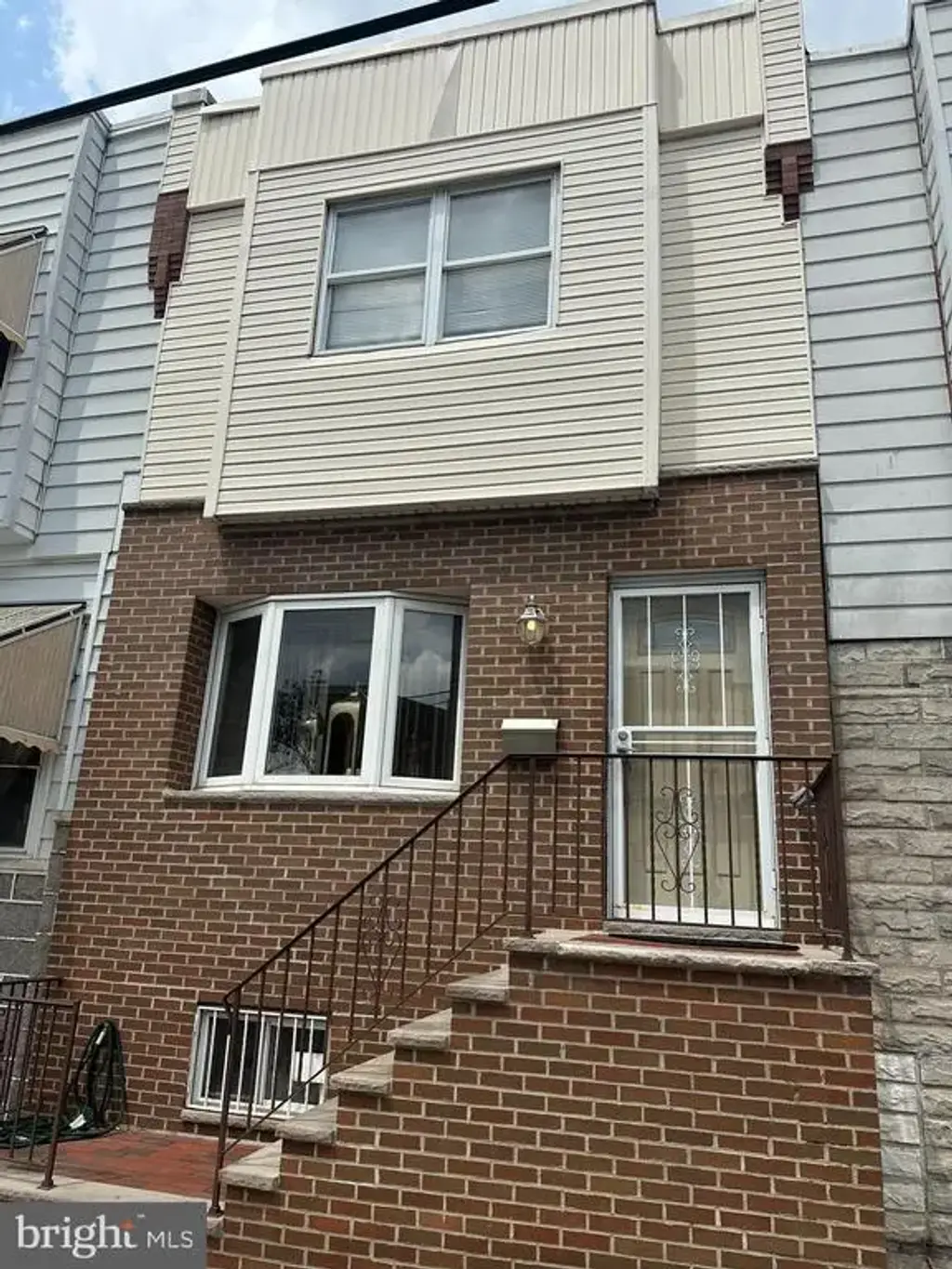 927 W Shunk St, PHILADELPHIA