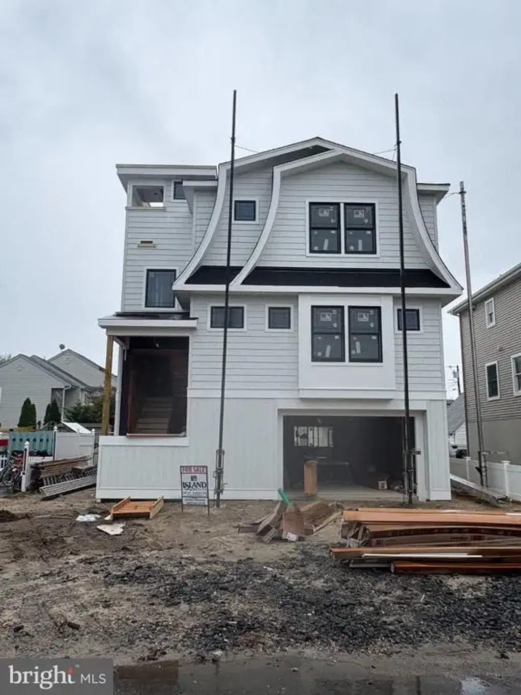 14 W South 31st St, LONG BEACH TWP