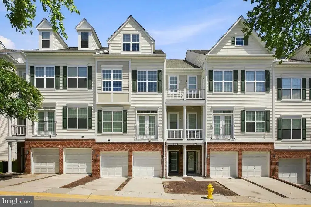 1824 Cedar Cove Way #201, WOODBRIDGE