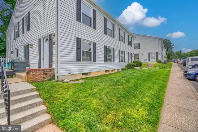 11 Brookshire Dr #b, Reisterstown