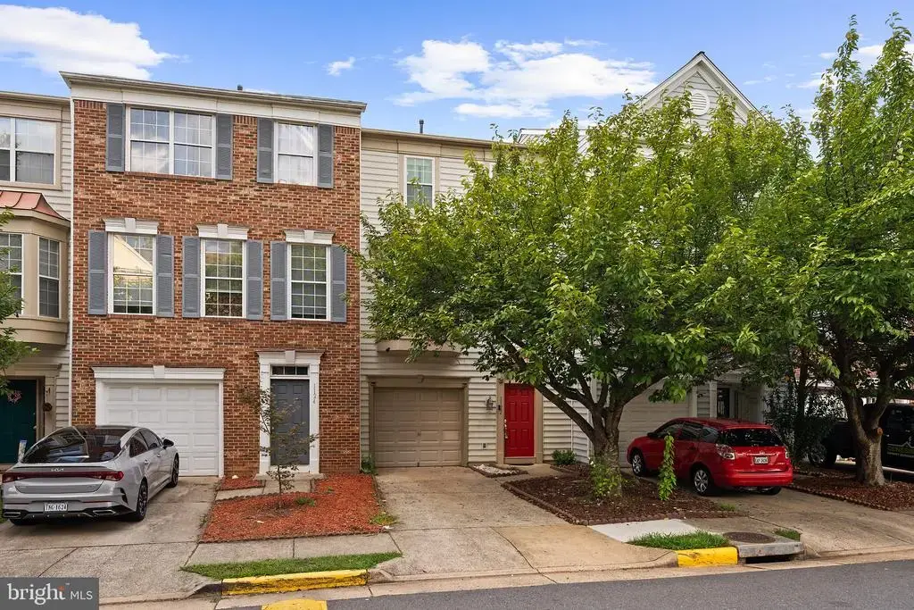 1122 Cypress Tree Pl, HERNDON