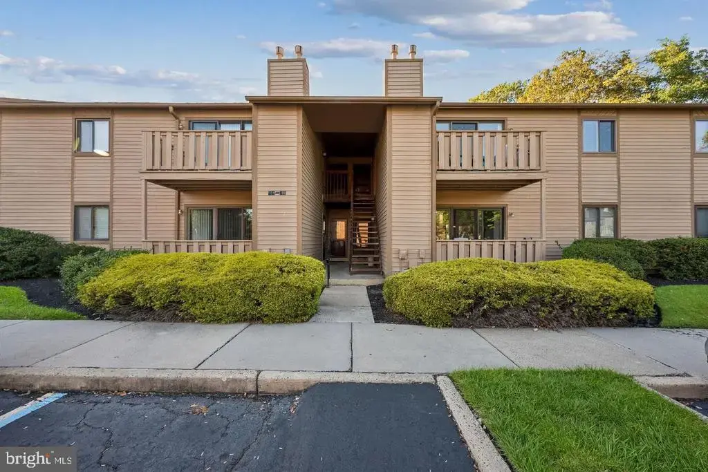 706 Woodhollow Dr, MARLTON