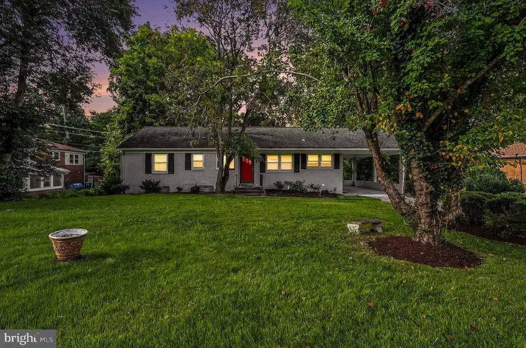 8714 Duvall St, FAIRFAX