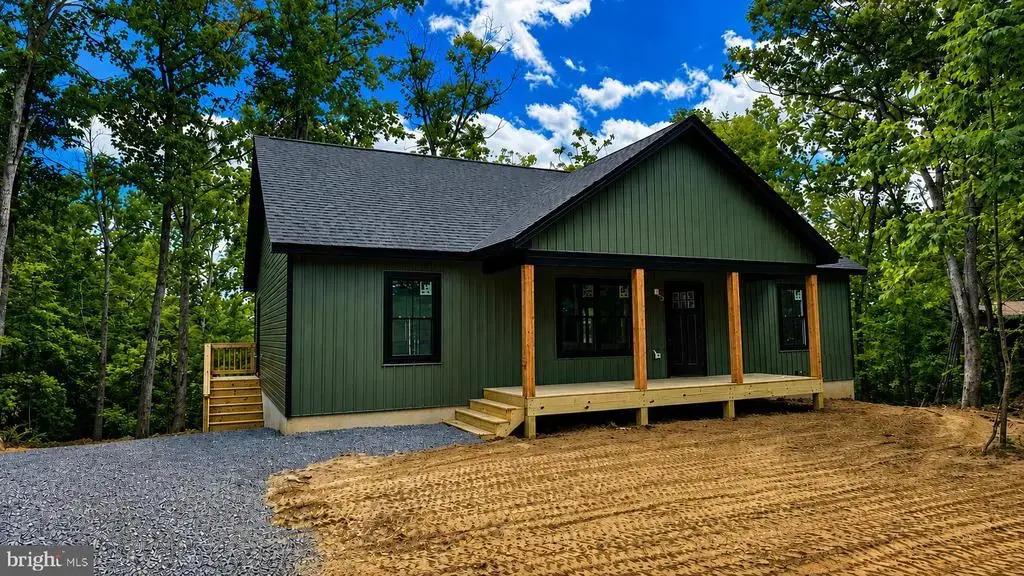 8284 Supinlick Ridge, MOUNT JACKSON