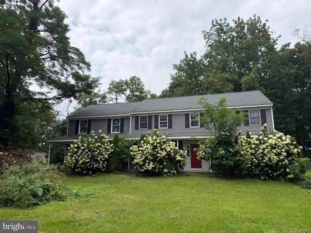 143 Coffee Goss Rd, MARIETTA