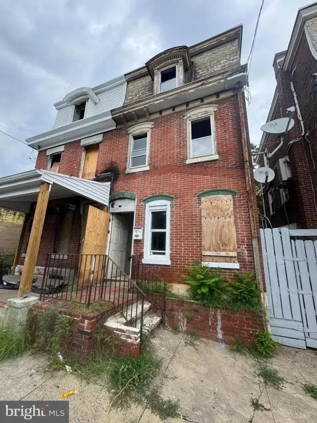 1513 Arrott St, PHILADELPHIA