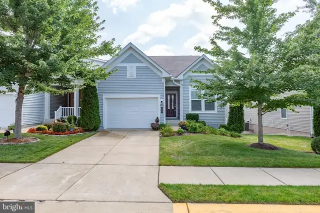 128 Castle Hill Dr, Fredericksburg