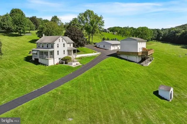 1010 N Ironstone Dr, Boyertown