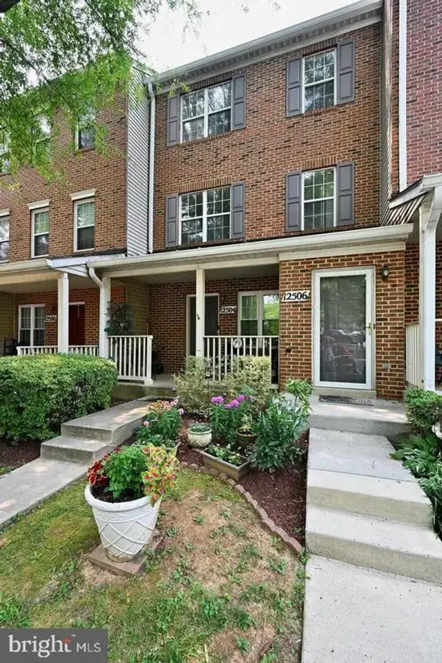 12506 Granite Ridge Dr #12506, North Potomac