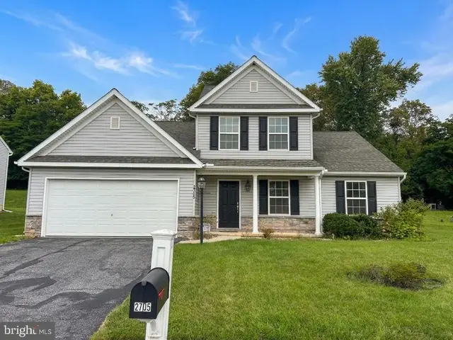 2705 Friends Cir, York